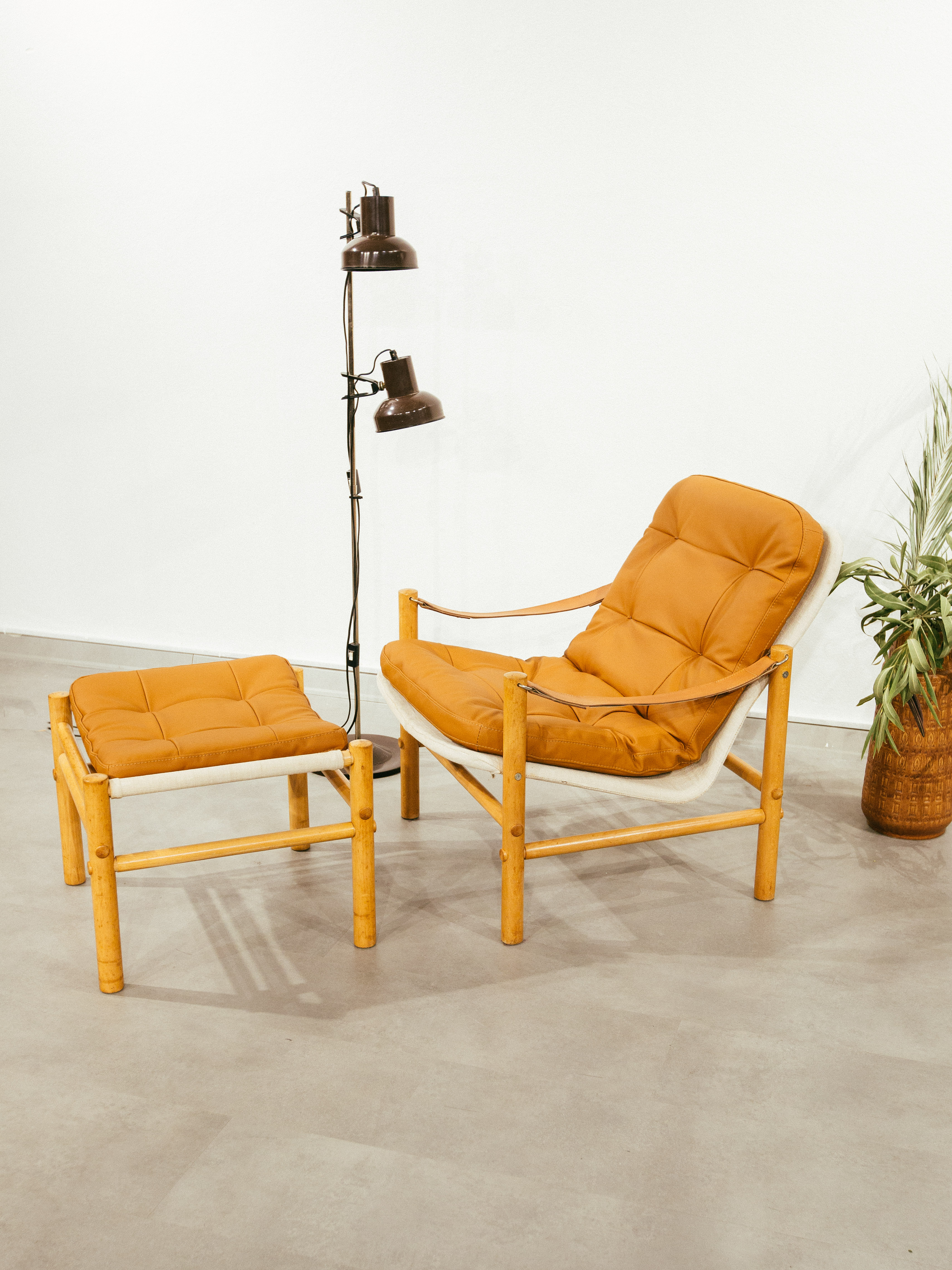Bror Boije tasarımı 'Junker' Chair Dux marka üretimi
